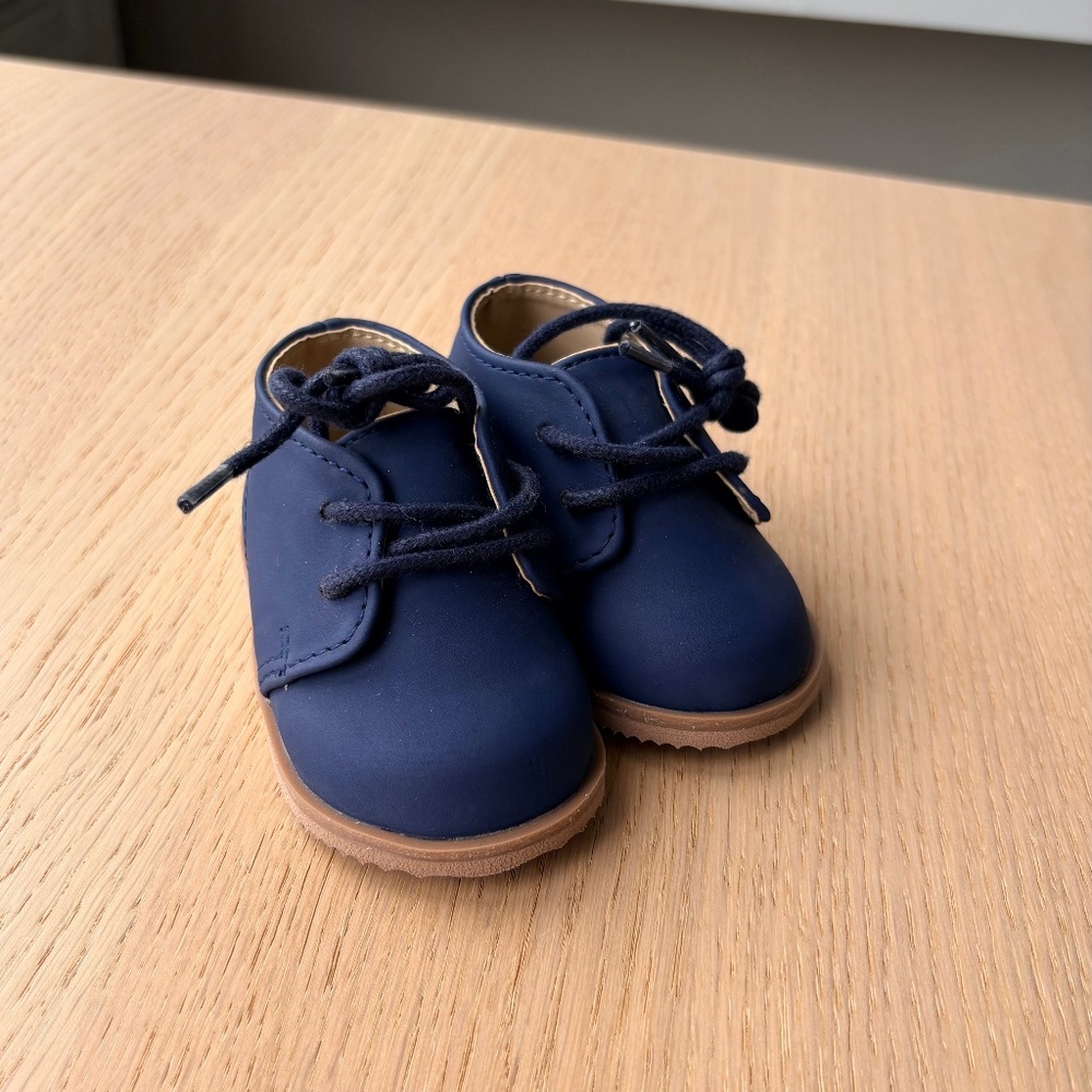 Janie and Jack- Navy baby dress shoe, 0-3 months